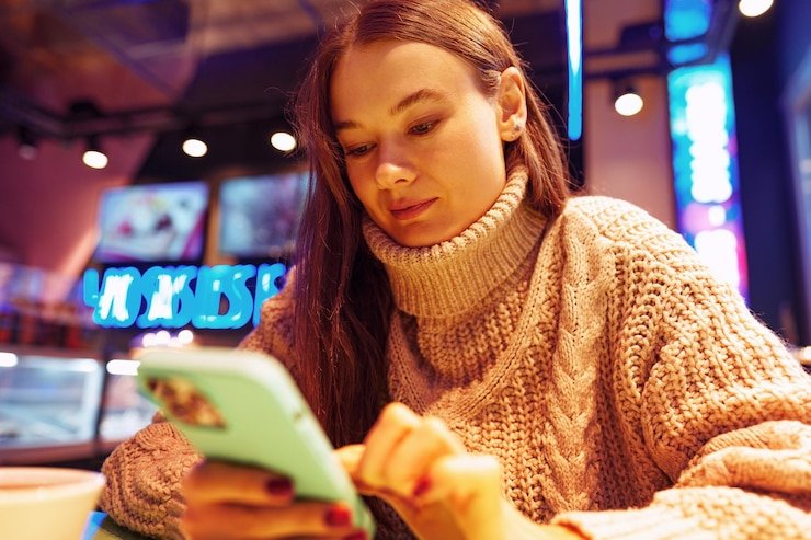 Pengguna Indonesia menikmati Slot Online dan Live Casino di tag4d lewat smartphone